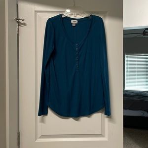 Old Navy long sleeve shirt